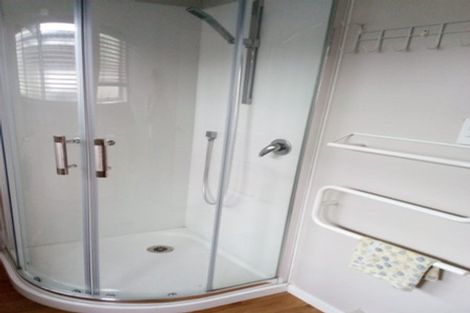 Photo of property in 2/34 Blacklock Avenue, Henderson, Auckland, 0612