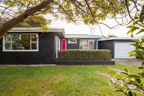 Photo of property in 23 Featherston Street, Takaro, Palmerston North, 4412