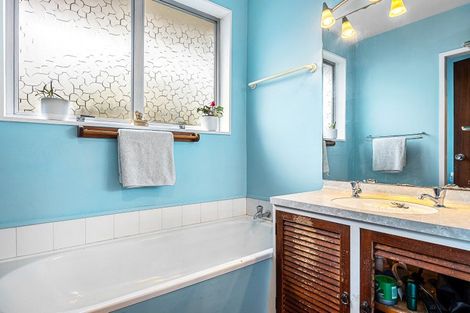 Photo of property in 23 Woodcote Avenue, Hornby, Christchurch, 8042