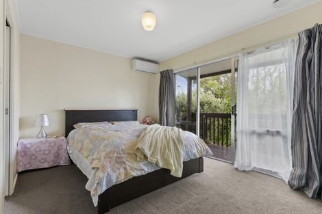 Photo of property in 7 Kingussie Place, Highland Park, Auckland, 2010