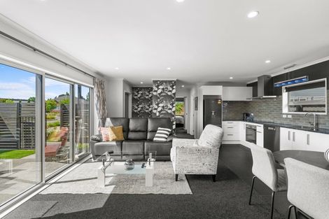 Photo of property in 9 Te Whenu Crescent, Marshland, Christchurch, 8083