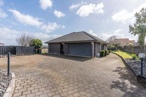 Photo of property in 12 Sunny Dale, Western Heights, Hamilton, 3200