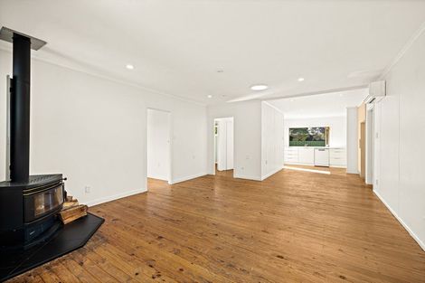 Photo of property in 30 Point Wells Road, Point Wells, Warkworth, 0986