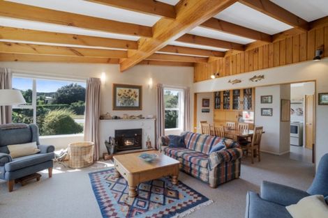Photo of property in 1 Eely Point Road, Wanaka, 9305