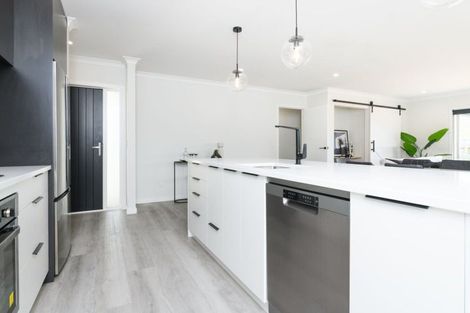 Photo of property in 5a Chelwood Street, Takaro, Palmerston North, 4412