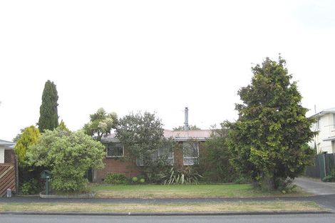 Photo of property in 42 Inwoods Road, Parklands, Christchurch, 8083