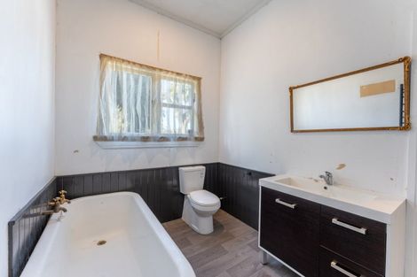Photo of property in 35 Edinburgh Street, Waimate, 7924