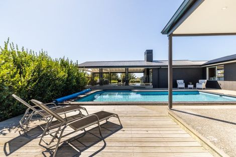 Photo of property in 10 Charlton Road, Te Awanga, 4102