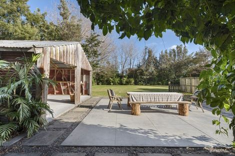 Photo of property in 100 Oxford Road, Okato, 4335