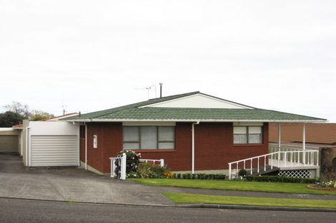Photo of property in 1/16 Kellyville Heights, Merrilands, New Plymouth, 4312