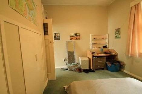 Photo of property in Carillion/the Knoll, 33 Thompson Street, Mount Cook, Wellington, 6011