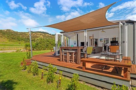 Photo of property in 86 Fortescue Street, Mahia, 4198