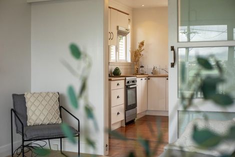 Photo of property in 22 Government Road, Raglan, 3225