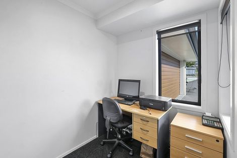 Photo of property in 4 Ellesmere Avenue, Bell Block, New Plymouth, 4312