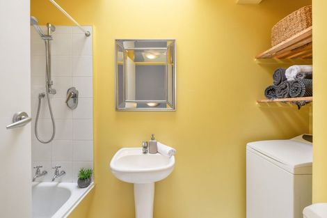 Photo of property in 22/4f Claremont Grove, Mount Victoria, Wellington, 6011