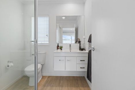 Photo of property in 10 Rochfort Crescent, Pyes Pa, Tauranga, 3112