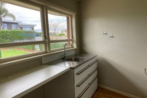 Photo of property in 4 Barnhill Crescent, Pahurehure, Papakura, 2113