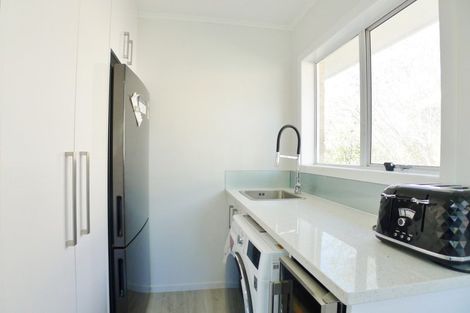 Photo of property in 1/29 Nikau Street, New Lynn, Auckland, 0600