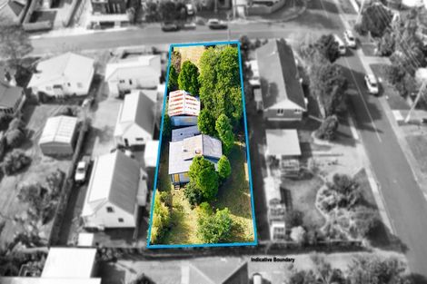 Photo of property in 4 Dawnhaven Drive, Te Atatu Peninsula, Auckland, 0610