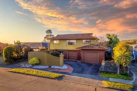 Photo of property in 16 Exeter Street, Stoke, Nelson, 7011