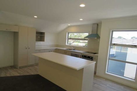 Photo of property in 50u4 Banbury Crescent, Fairfield, Hamilton, 3214
