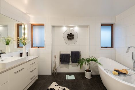 Photo of property in 6/4b The Promenade, Takapuna, Auckland, 0622