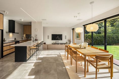 Photo of property in 12 Jellicoe Drive, Hamilton East, Hamilton, 3216