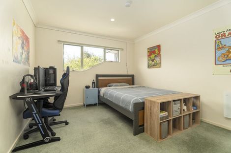 Photo of property in 5 Radstock Grove, Churton Park, Wellington, 6037