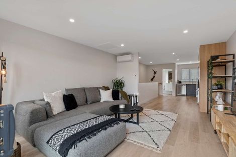 Photo of property in 6 Parenga Lane, Kumeu, 0810