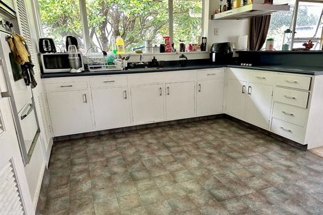 Photo of property in 349 College Street, West End, Palmerston North, 4410