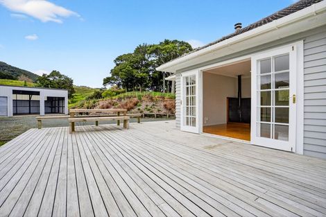 Photo of property in 109 Mountain Road, Maungaturoto, 0587
