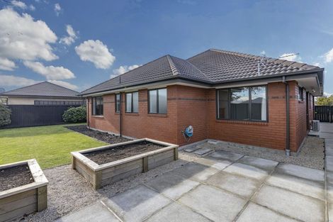 Photo of property in 5 Wisteria Lane, Rangiora, 7400