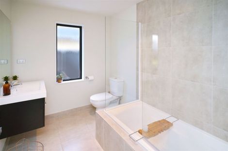 Photo of property in 33 Burford Way, Rolleston, 7615