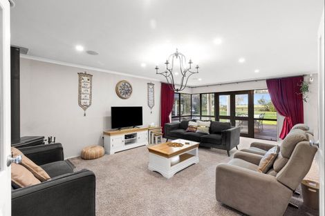 Photo of property in 11 Mckenzie Settlement Road, Kairanga, Palmerston North, 4475