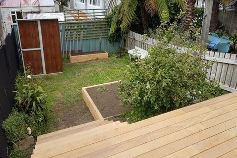 Photo of property in 85 Pirie Street, Mount Victoria, Wellington, 6011