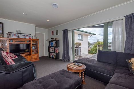 Photo of property in 26 Geordie Street, Henderson, Auckland, 0612