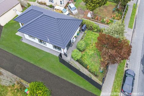 Photo of property in 72 Bower Avenue, New Brighton, Christchurch, 8083