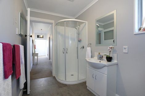 Photo of property in 6 Aorangi Street, Feilding, 4702