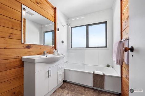 Photo of property in 2/30 Whakatiki Street, Trentham, Upper Hutt, 5018