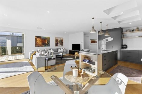 Photo of property in 9 Landsborough Lane, Wanaka, 9305