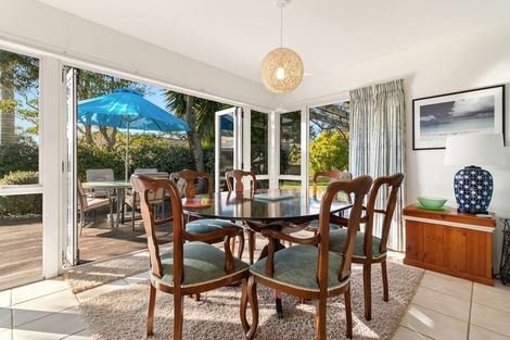 Photo of property in 98 Tangiteroria Lane, Pauanui, Hikuai, 3579