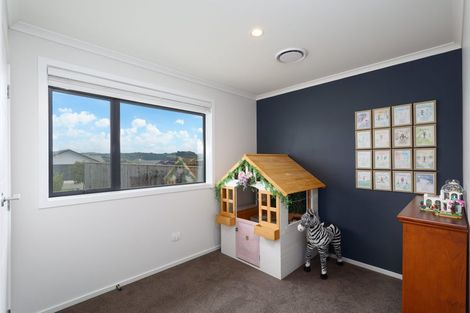Photo of property in 66 Katania Heights, Brightwater, 7022