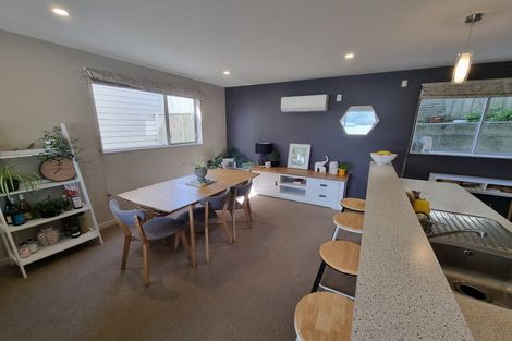 Photo of property in 2/45a Rolleston Street, Mount Cook, Wellington, 6021