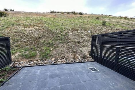 Photo of property in 35 Oakum Road, Whitby, Porirua, 5024