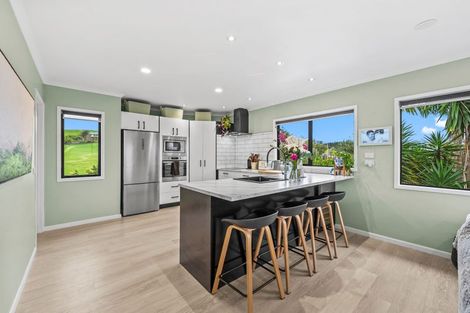 Photo of property in 381 Cove Road, Waipu, 0582