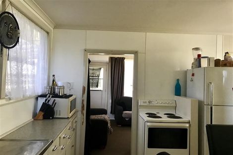 Photo of property in 2 Leslie Street, Waitara, 4320