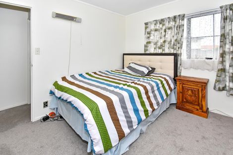 Photo of property in 193 Finlayson Avenue, Clendon Park, Auckland, 2103