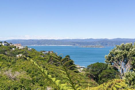 Photo of property in 8 Ranikhet Way, Khandallah, Wellington, 6035