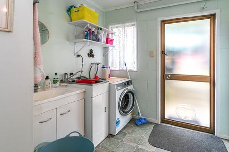 Photo of property in 6 Springfield Avenue, Ngarimu Bay, Thames, 3575