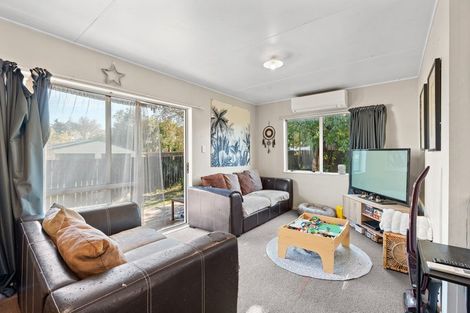 Photo of property in 8b Kupe Drive, Carterton, 5713